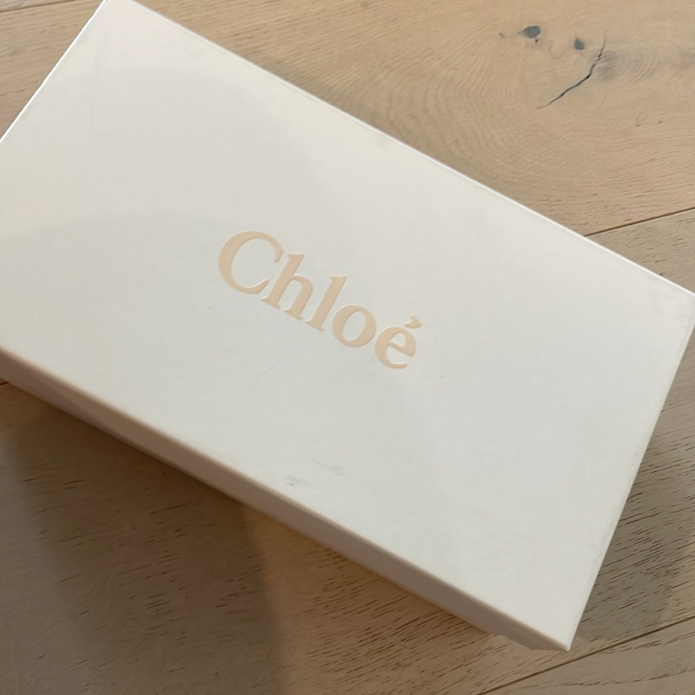 Chloe Flats